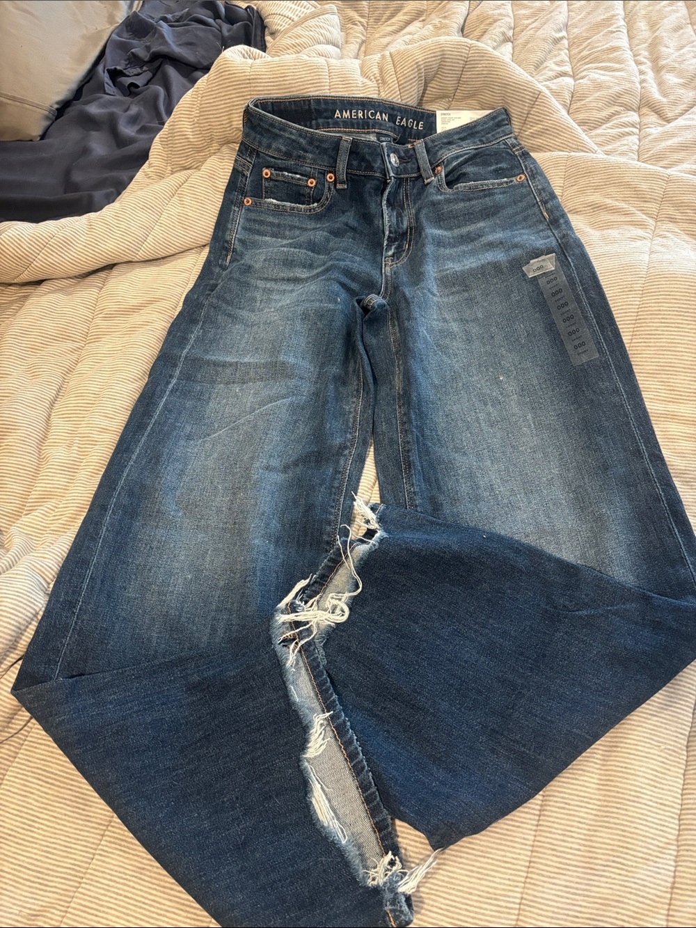 American Eagle Dreamy Drape Low Rise Baggy Wide Leg Jeans Sz 000 Short